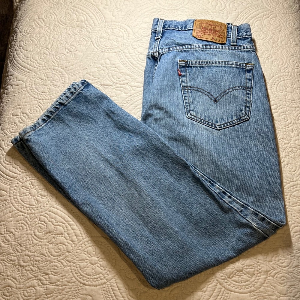 Vintage Levi's 505 Jeans 36x30 Regular Fit Straight Leg Light Wash Denim Y2K 90s